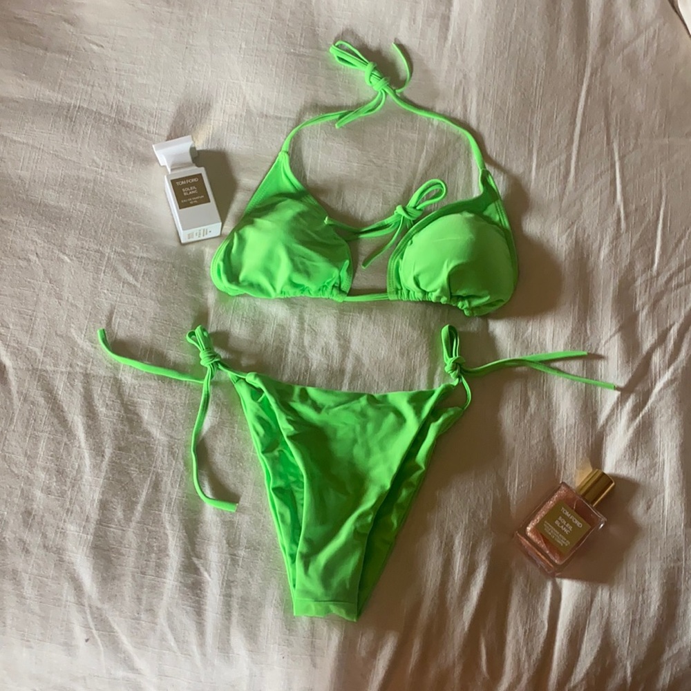 NWOT Trendy Lime Green Bikini
